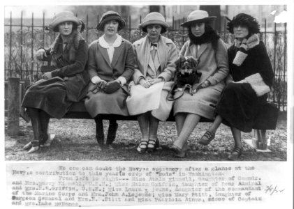 Portrait of five young women related to Navy officials LCCN89709972