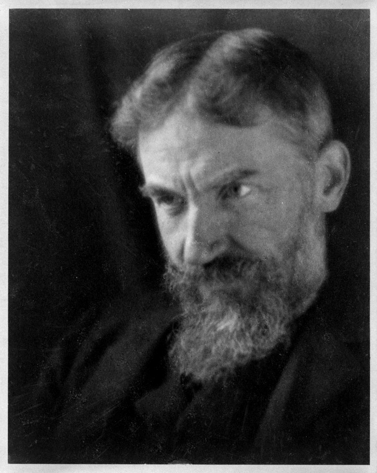 Portrait of George Bernard Shaw LCCN2004674432