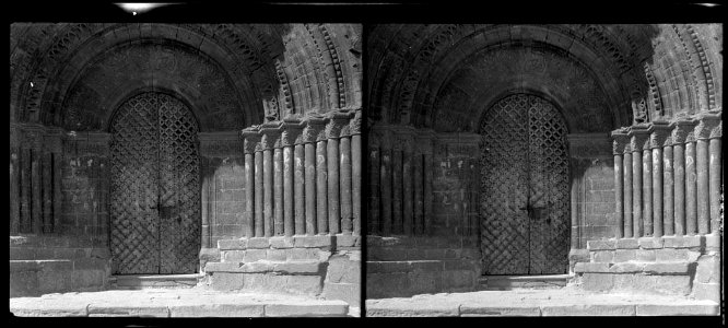 Portal d'entrada a Santa Maria del Castell de Cubells (AFCEC DEGOLLADA X 131)