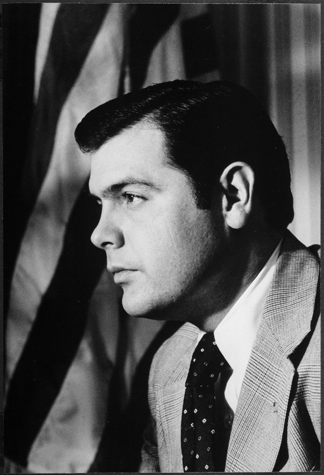 Portrait of Dwight Chapin, Deputy assistant - NARA - 194461