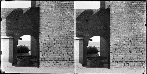 Portal del monestir de Pedralbes (AFCEC BORDAS D 3764)