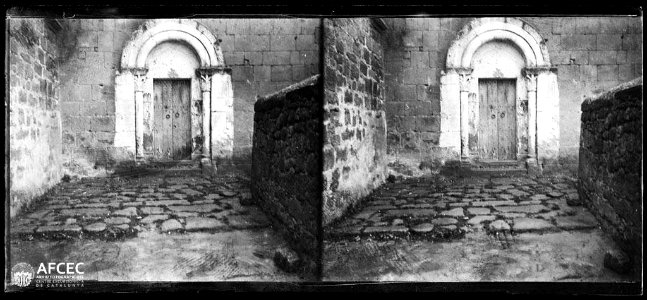 Portal romànic de l'església de Santa Maria de Torredenegó