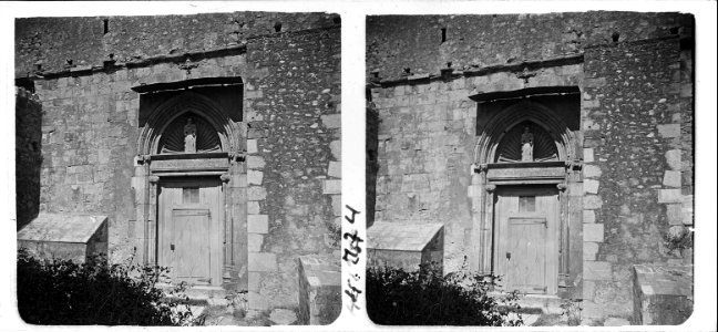 Portalada de l'església de Vilaür