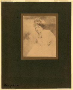 Portrait of Miss K LCCN2004675088