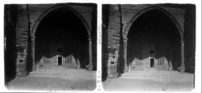 Portalada del fillols a la catedral vella de Lleida