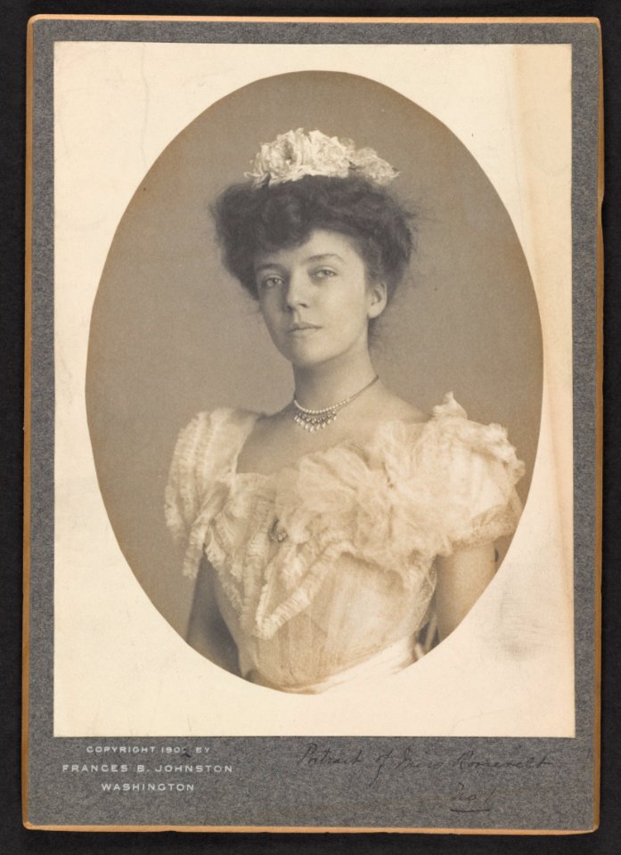 Portrait of Miss Roosevelt, no. 1 LCCN2001697271