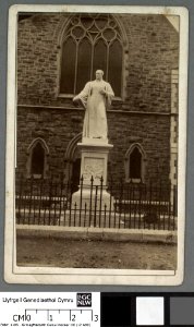 Portrait of Statue of Thomas Charles at Bala (4673926)