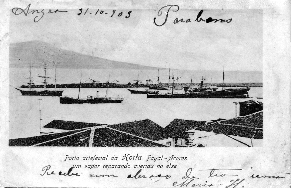 Porto da Horta, ilha do Pico ao fundo, ilha do Faial, Açores, Arquivo de Villa Maria, Angra do Heroísmo, Açores.