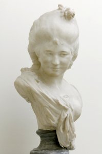 Portrait young woman Rodin MBA Rennes 887.126.1