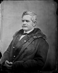 Portrait of Union Officer - NARA - 528790