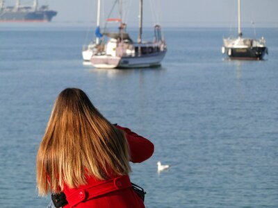 Harbor boat long hair