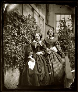 Portret van Anna Maria Kost (1818- ) en een onbekende jonge vrouw (max res)