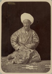 Portrety lits priblizhennykh k kokanskomu khanu. Mulla Isaa aul'e LCCN2007682613