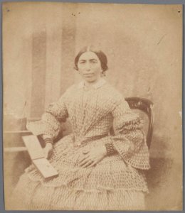 Portret van Hendrika Margaretha Outmans (1816-1888) of Neeltje (1818-) (max res)