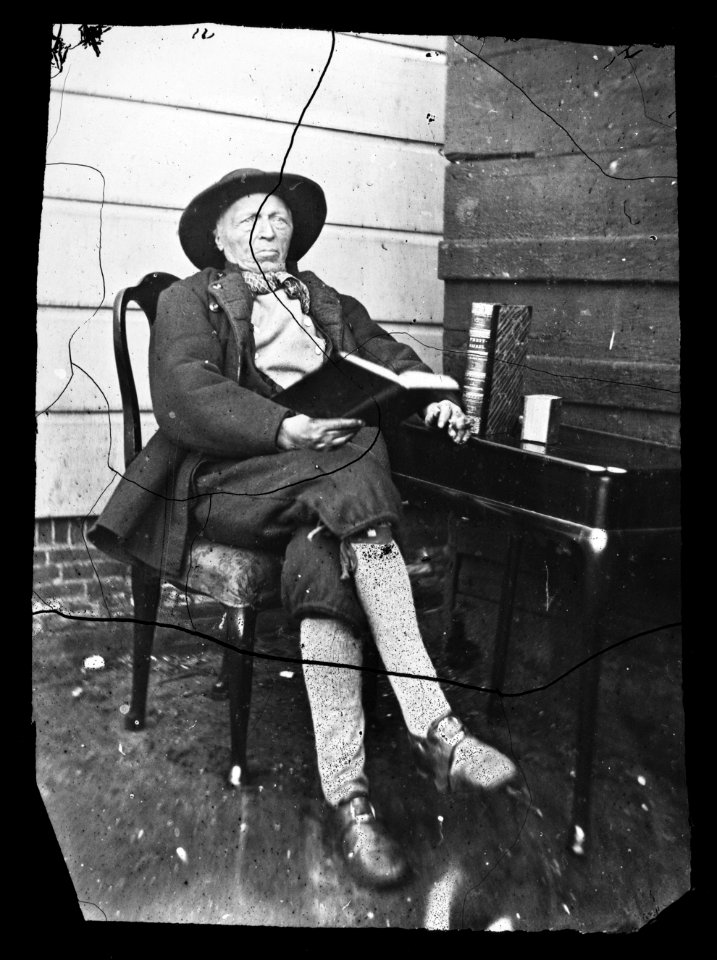 Portret van Jacob Prins, eerste havenmeester van Huizen, foto 4 (max res)