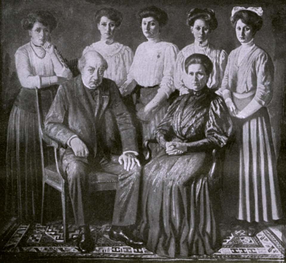 Portret van Wilhelmus Bernardus Gerardus Molkenboer (1844-1915), Maria Cecilia Petronella Johanna der Kinderen (1848-1934) en hun dochters