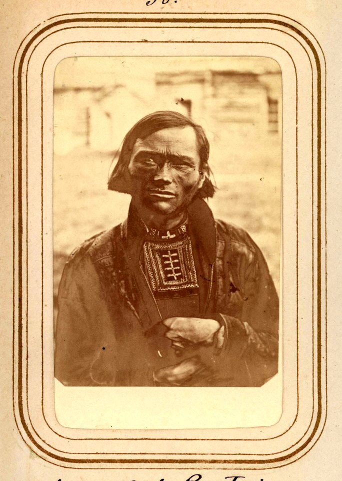 Porträtt av Anders Olof Pantsi, 34 år, Tuorpons sameby. Lotten von Düben 1868 - Nordiska Museet - NMA.0033116 1