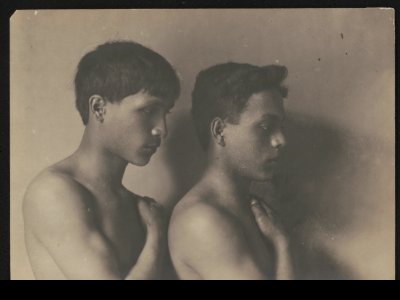 Portrait of Japanese-Hawaiian and Portuguese-Hawaiian boys 1909, Library of Congress photo