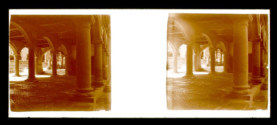 Porxo al Poble Espanyol de Montjuïc