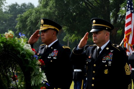 Post honors heroes at Memorial Day ceremony (7825160330)
