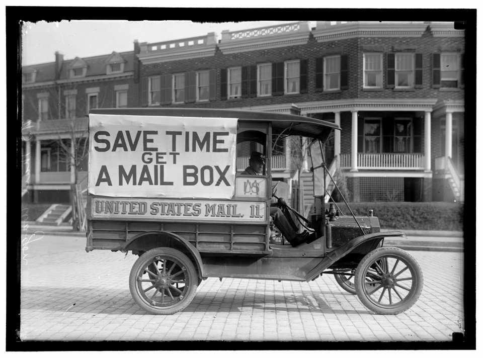 POST OFFICE DEPARTMENT MAIL WAGONS LCCN2016867255