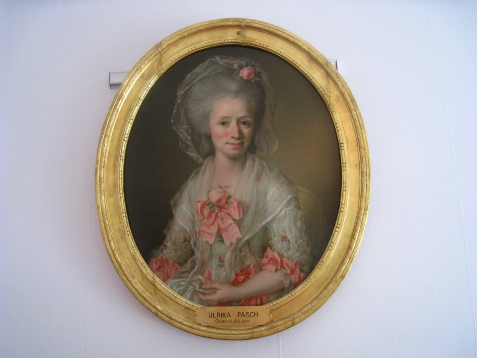 Porträtt föreställande okänd äldre dam av Ulrika Pasch, 1700-talet, Åkeshovs slott