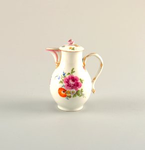 Pot And Cover, ca. 1745 (CH 18350211)
