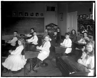 POTOMAC SCHOOL LCCN2016861527