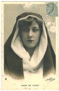 POUGY, Liane de Étoile. 769-70. Photo Nadar