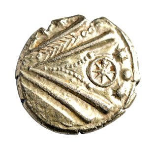 POTTINA stater van de Trevieren in goud, 55 tot 50 VC, vindplaats- Vechmaal, Bornebeemden, collectie Gallo-Romeins Museum Tongeren, GRM 9247, 010
