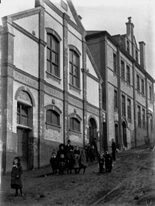 Powell's Tillery Workmen's Gymnasium, Abertillery (4641665)