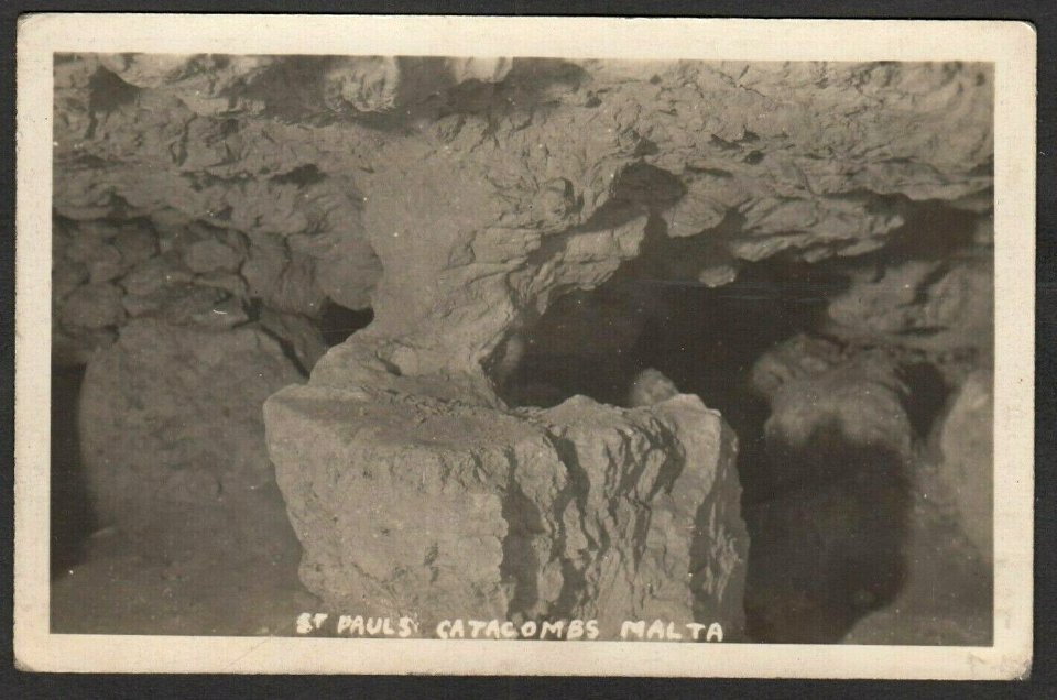 Postcard-Malta-early-view-of-St-Pauls-Catacombs