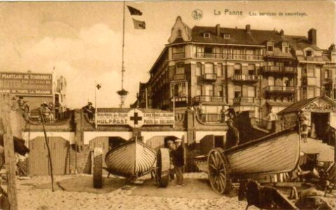 Poste Secours Croix-Rouge La Panne ca 1930 photo