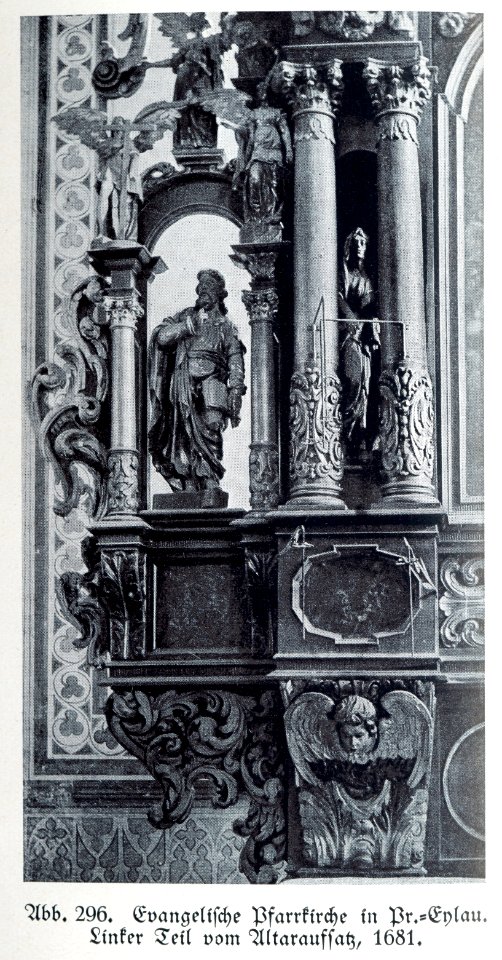 Pr-Eylau, Evangelische Pfarrkirche, Altaraufsatz, linker Teil, 1681, Bildhauer Joh. Pfeffer (zugeschrieben)
