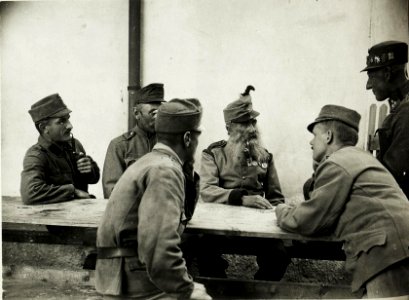 Prad, Oberjäger Caspar Walnöfer, der im Jahre 1866 für Eroberung eines Geschützes in der Schlacht bei Custozza die goldene Tapferkeitsmedaille erhielt, erzählt seine Erlebnisse. (BildID 15424435)