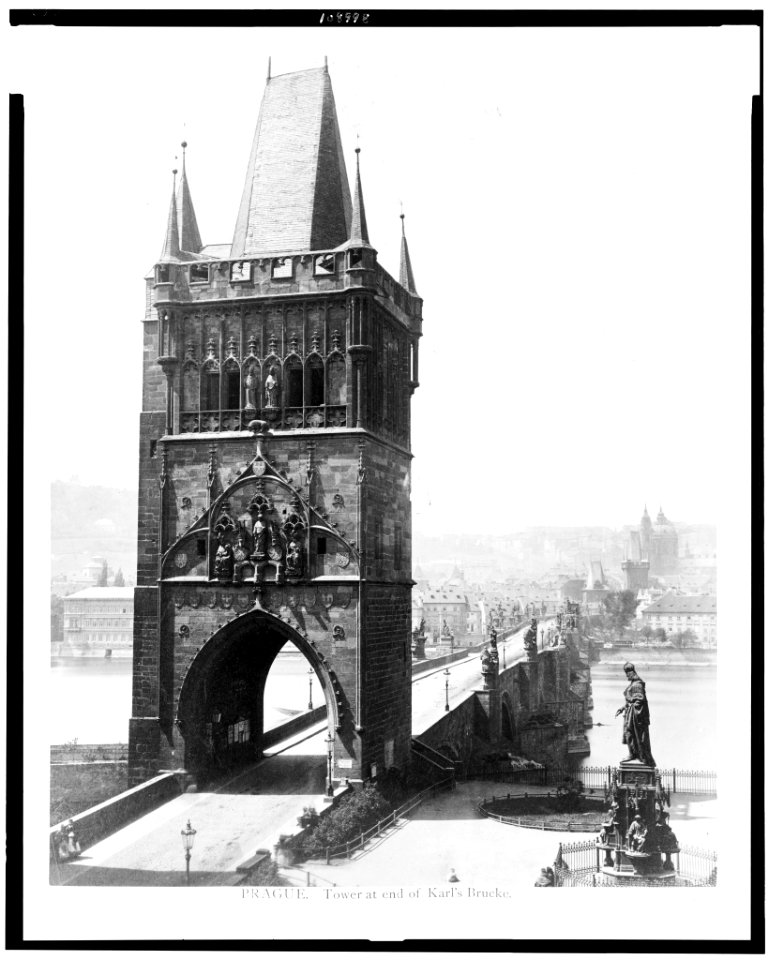 Prague. Tower at end of Karl's Brucke LCCN94512597
