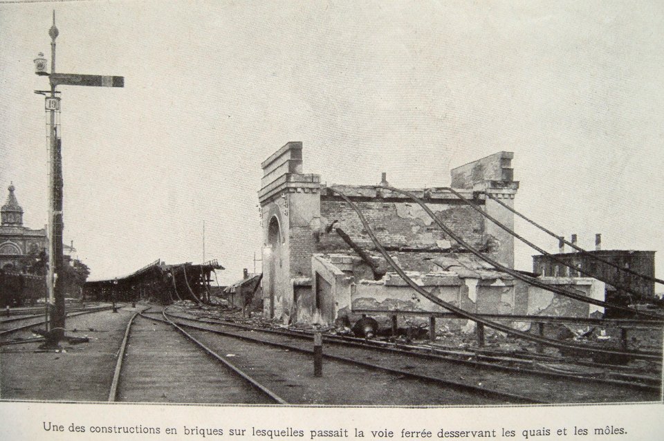 Potemkin mutiny Odessa une des constructions en briques sur lesquelles passait la voie ferree