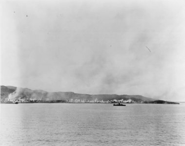 Pre-invasion bombardment on Guam, July 1944 (cropped)