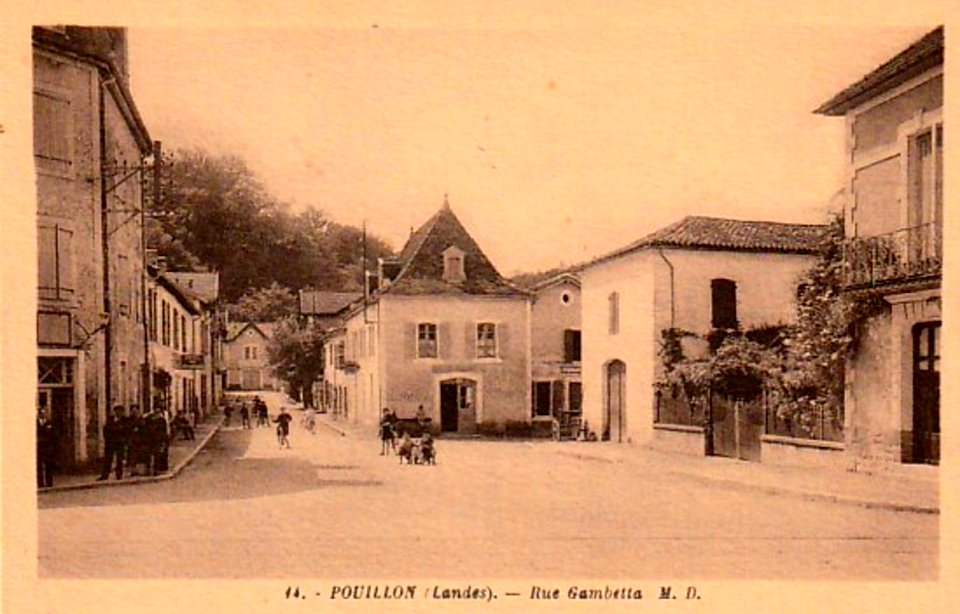 Pouillon (Landes) - rue Gambetta