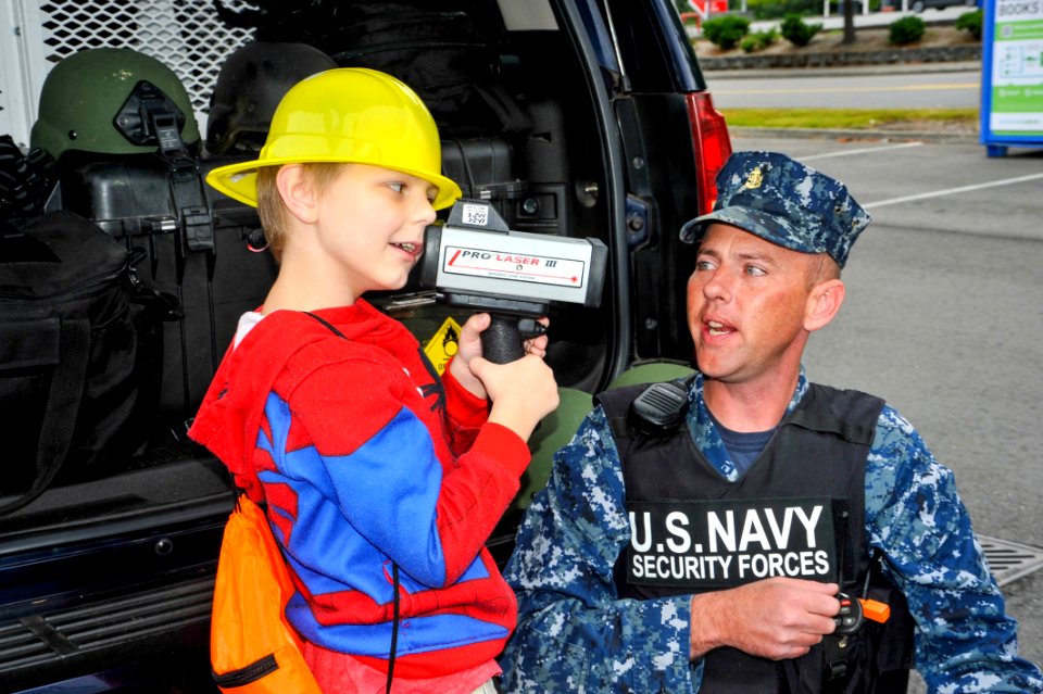 Poulsbo's Annual Touch-a-Truck Expo 160806-N-EC099-069