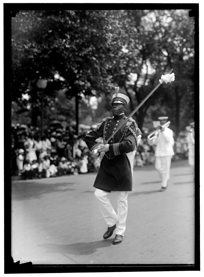 PREPAREDNESS PARADE. COLORED DRUM MAJOR IN PARADE LCCN2016866531