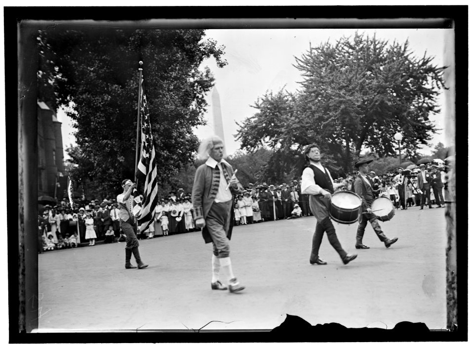 PREPAREDNESS PARADE 'THE SPIRIT OF '76' LCCN2016866547