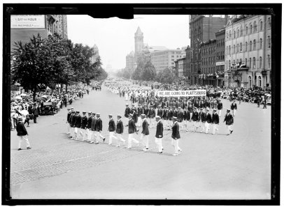 PREPAREDNESS PARADE. PLATTSBURG MEN LCCN2016864580