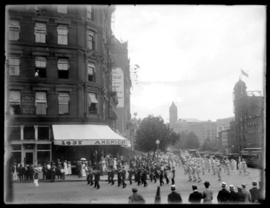 Preparedness parade, Pennsylvania Ave., Washington, D.C., 1916 LCCN2016852550