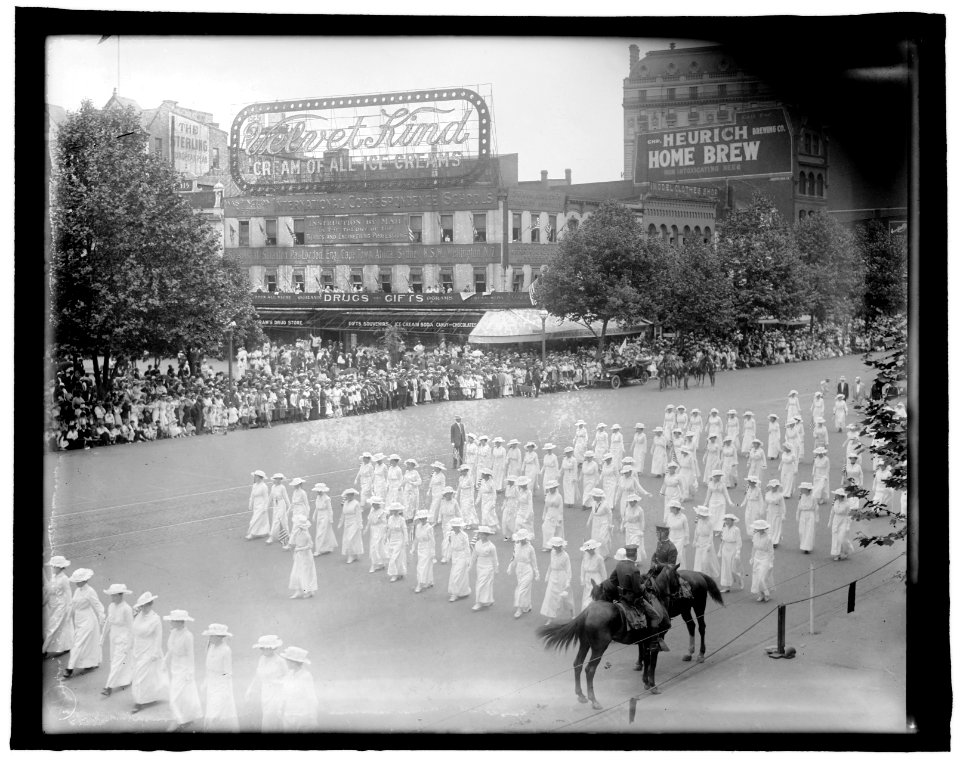 Preparedness parade, Wash., D.C., 1916 LCCN2016852534