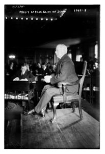 Pres't Chas. W. Eliot on stand LCCN2014698324
