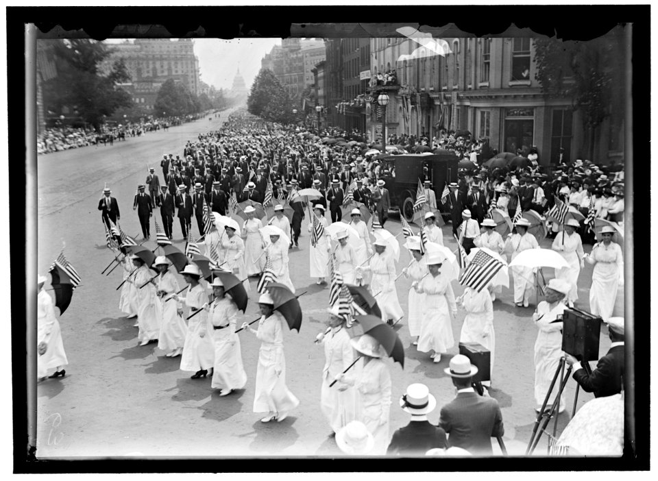 PREPAREDNESS PARADE. UNITS OF WOMEN IN PARADE LCCN2016866529