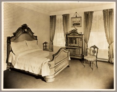 Pres. Theodore Roosevelt house, New York, room in which this Roosevelt was born LCCN2013645485