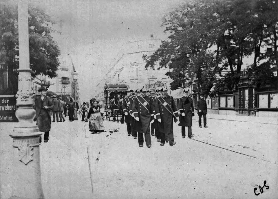 Prager Straße + funeral bella época Dresde