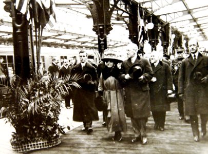 President and Mrs. Wilson with President Poincaré leaving railway station, Paris, France, 1919 (36934488212)